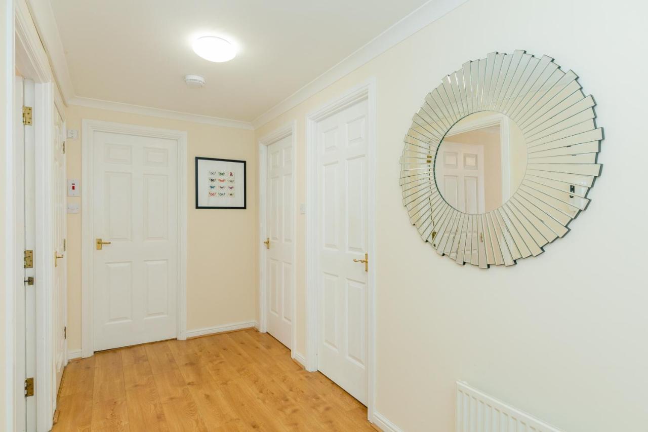 Dicksonfield Quiet Central Family Apartment With Parking Edinburgh Eksteriør billede